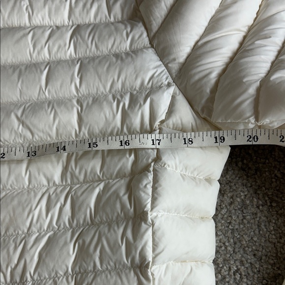 Skye Soia & Kyo Cream Half Sleeve Coat Size Medium - Picture 6 of 12